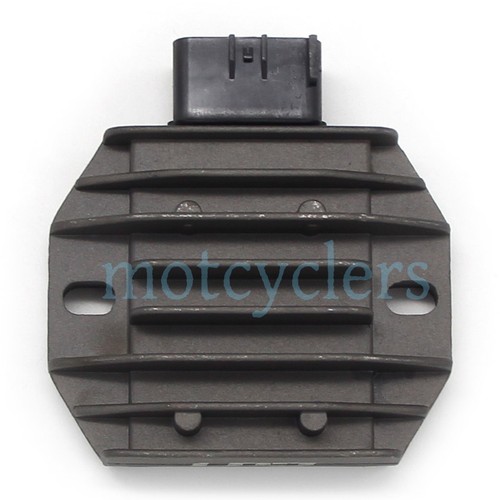 Regolatore raddrizzatore per - regolatore,
